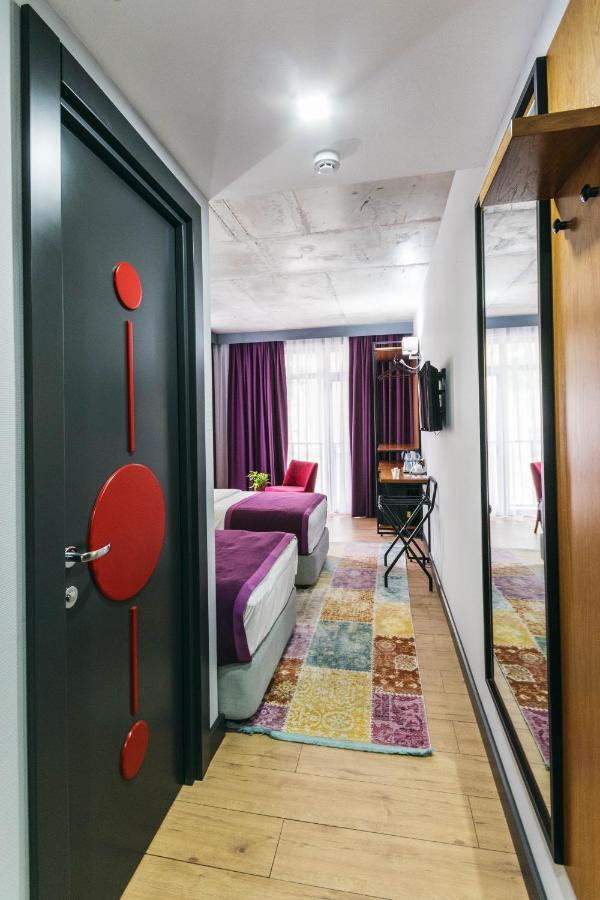 Hotel Adora Tiflis Dış mekan fotoğraf