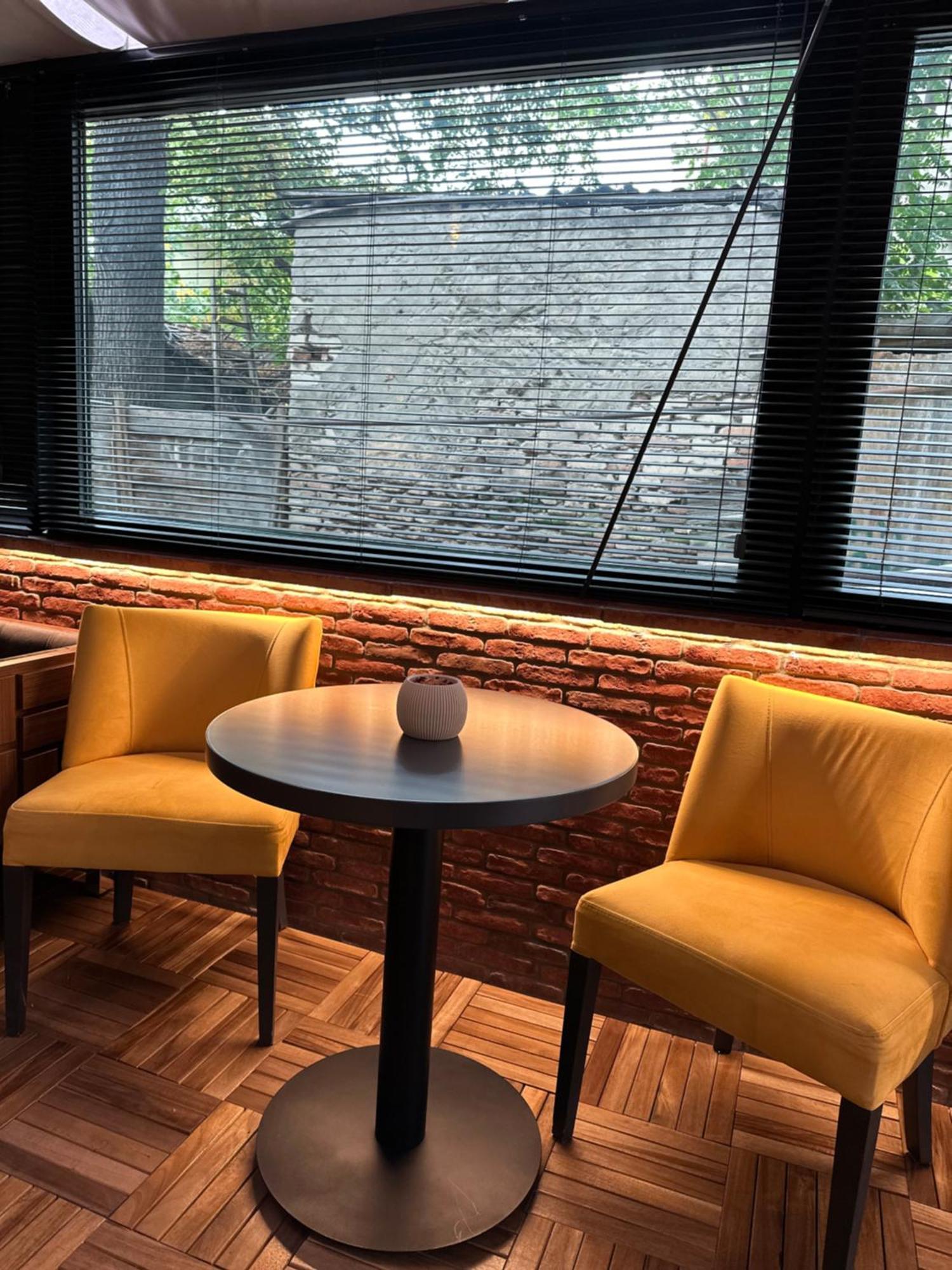 Hotel Adora Tiflis Dış mekan fotoğraf