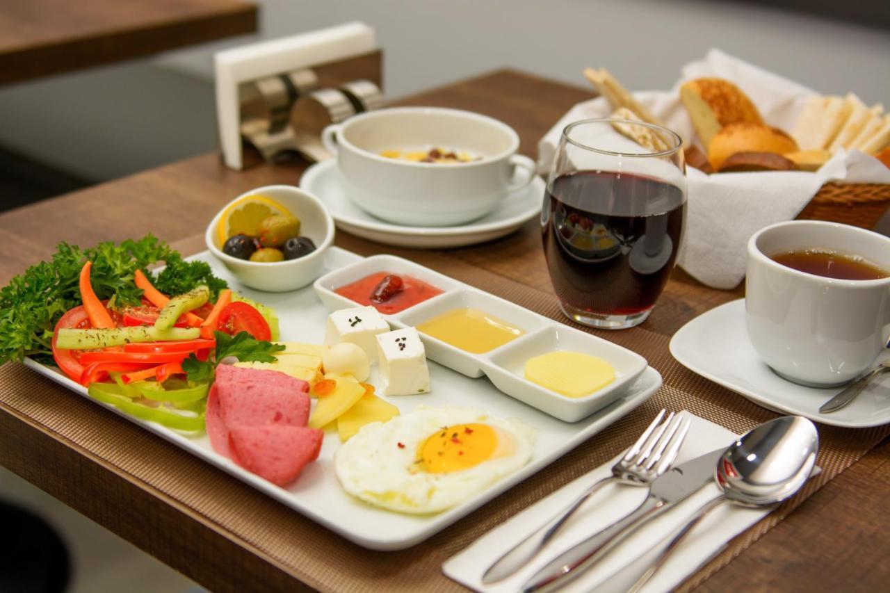 Hotel Adora Tiflis Dış mekan fotoğraf