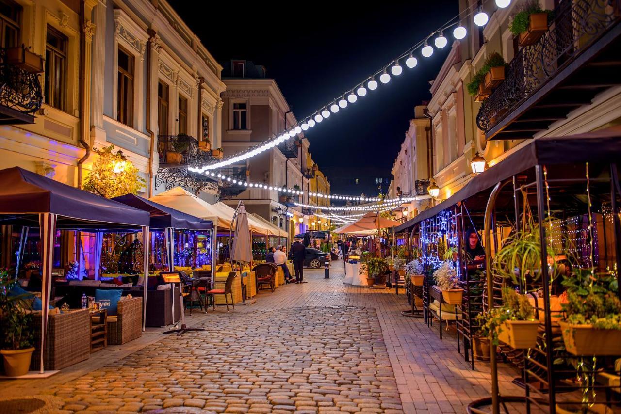 Hotel Adora Tiflis Dış mekan fotoğraf